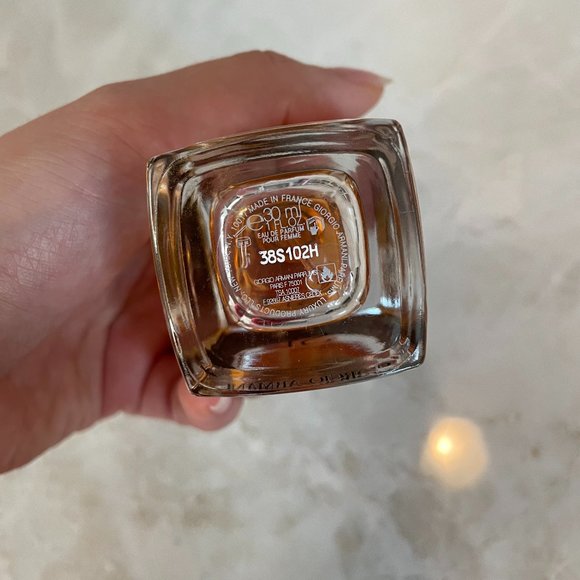 Giorgio Armani Beauty Si Eau de Parfum 1.0 oz - Picture 4 of 6